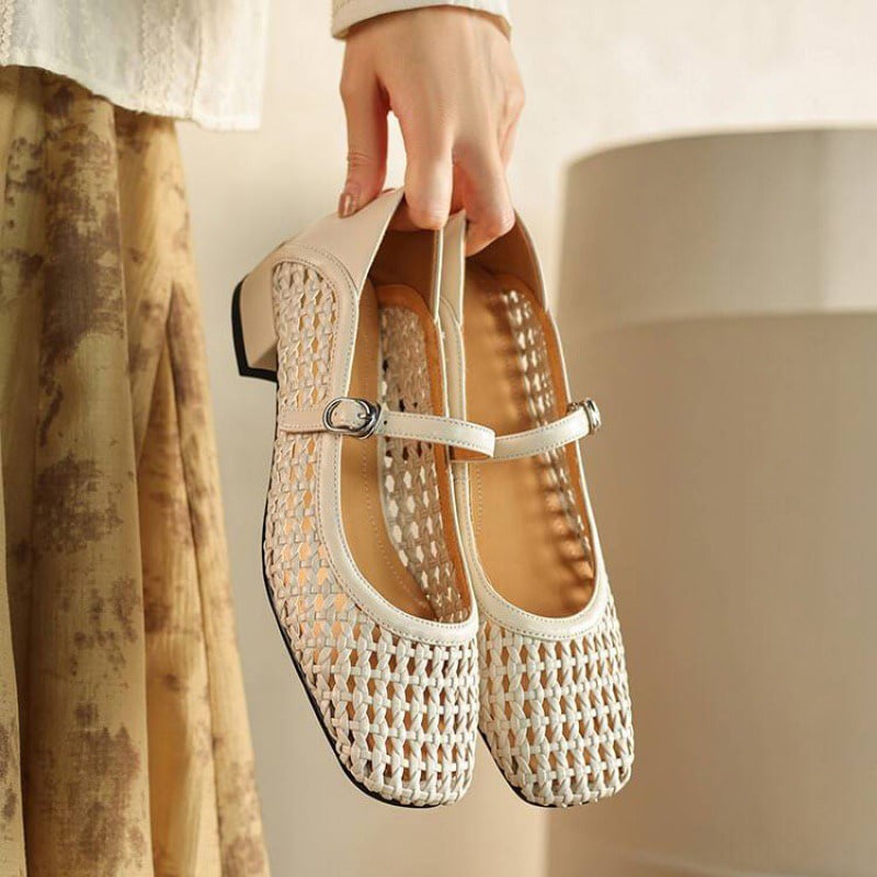 Zapatos de tacón con correas texturizadas Mara