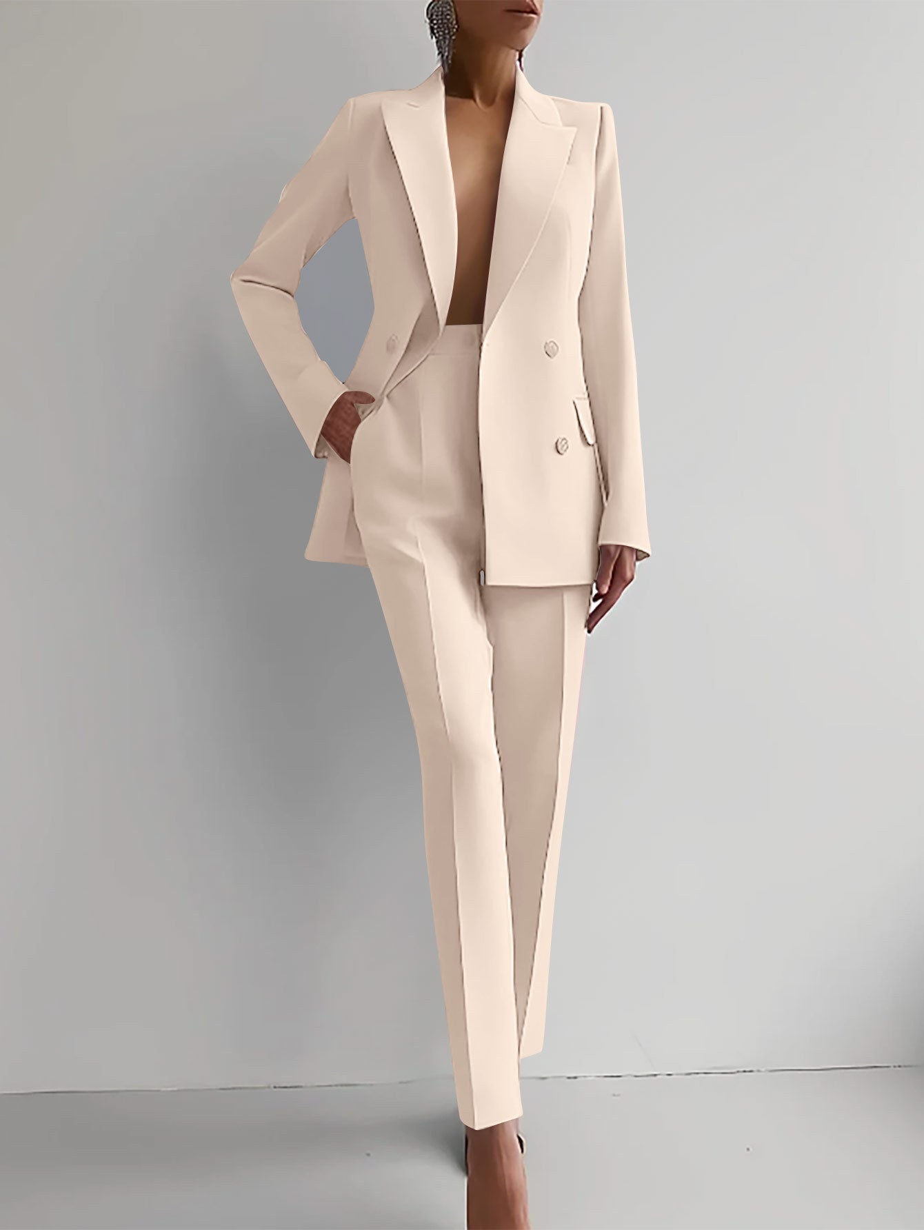Traje elegante Sana