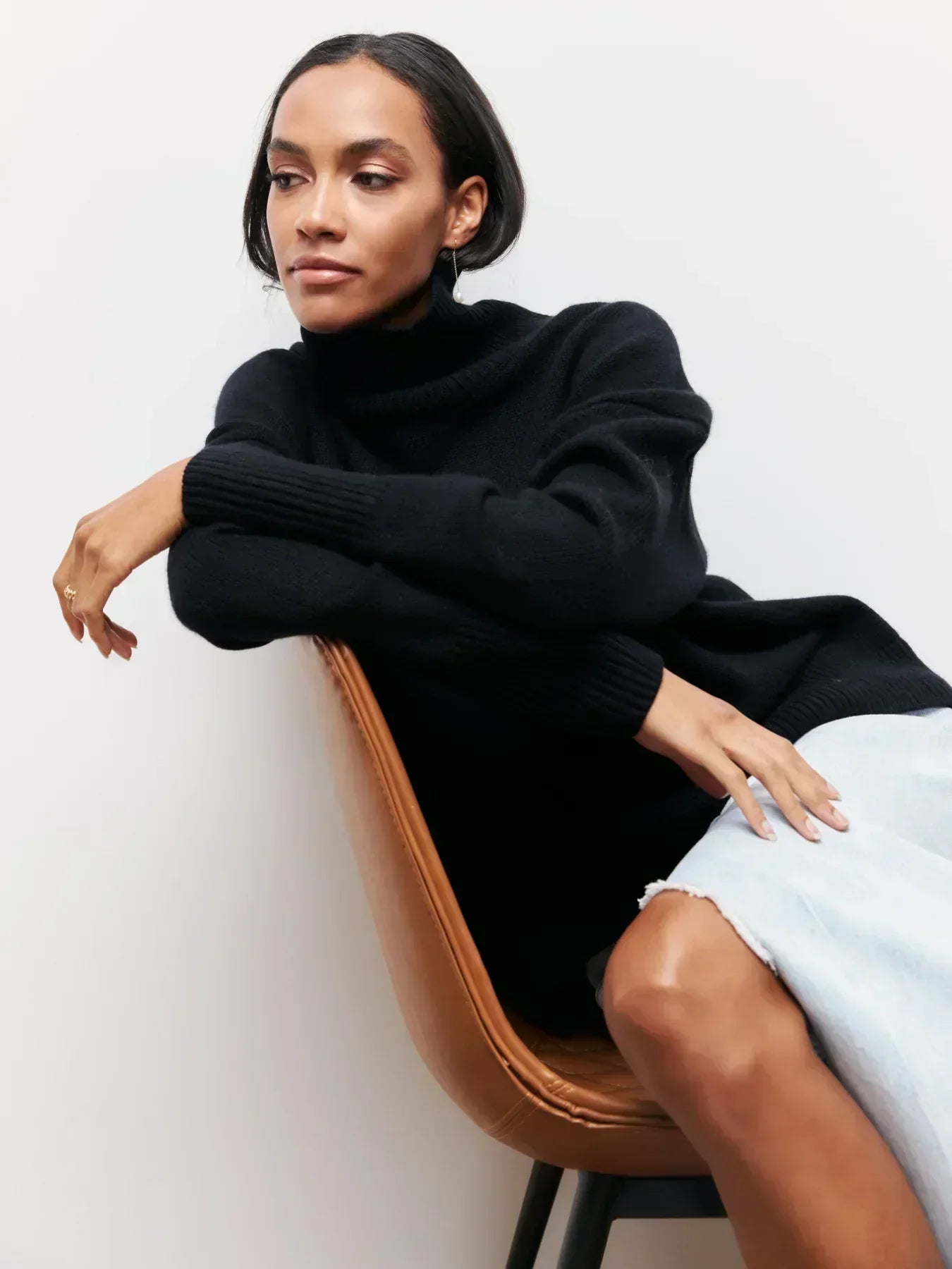 Eden - Suéter de punto con cuello alto oversized y elegante