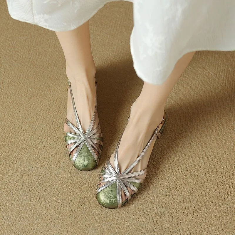 Sandalias Elegantes de Yara