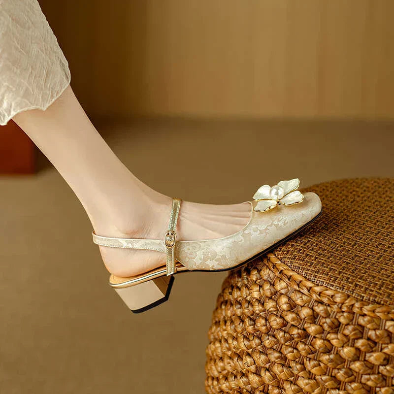 Zapatos de tacón tipo slingback de inspiración genuina