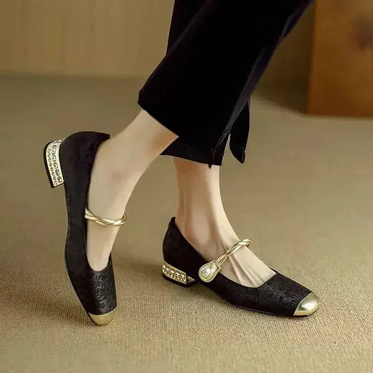 Zapatos Mary Janes de Cuero Mestelle