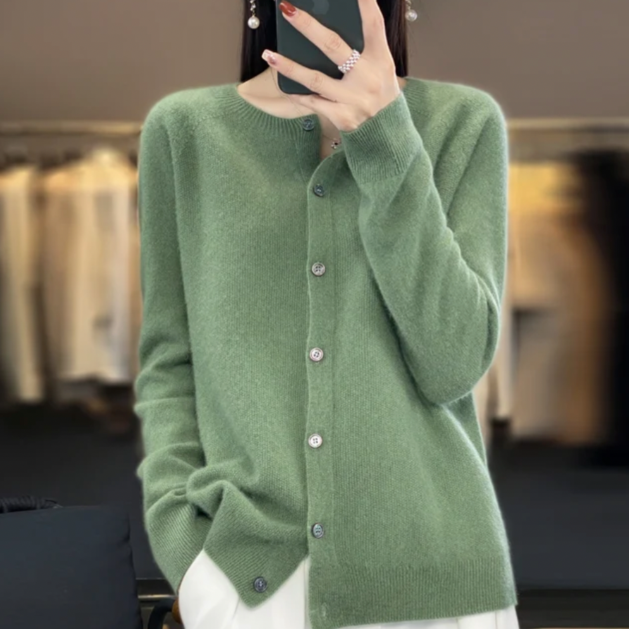 Rhea | Cárdigan ligero de merino para mujer | Clásico para el día a día