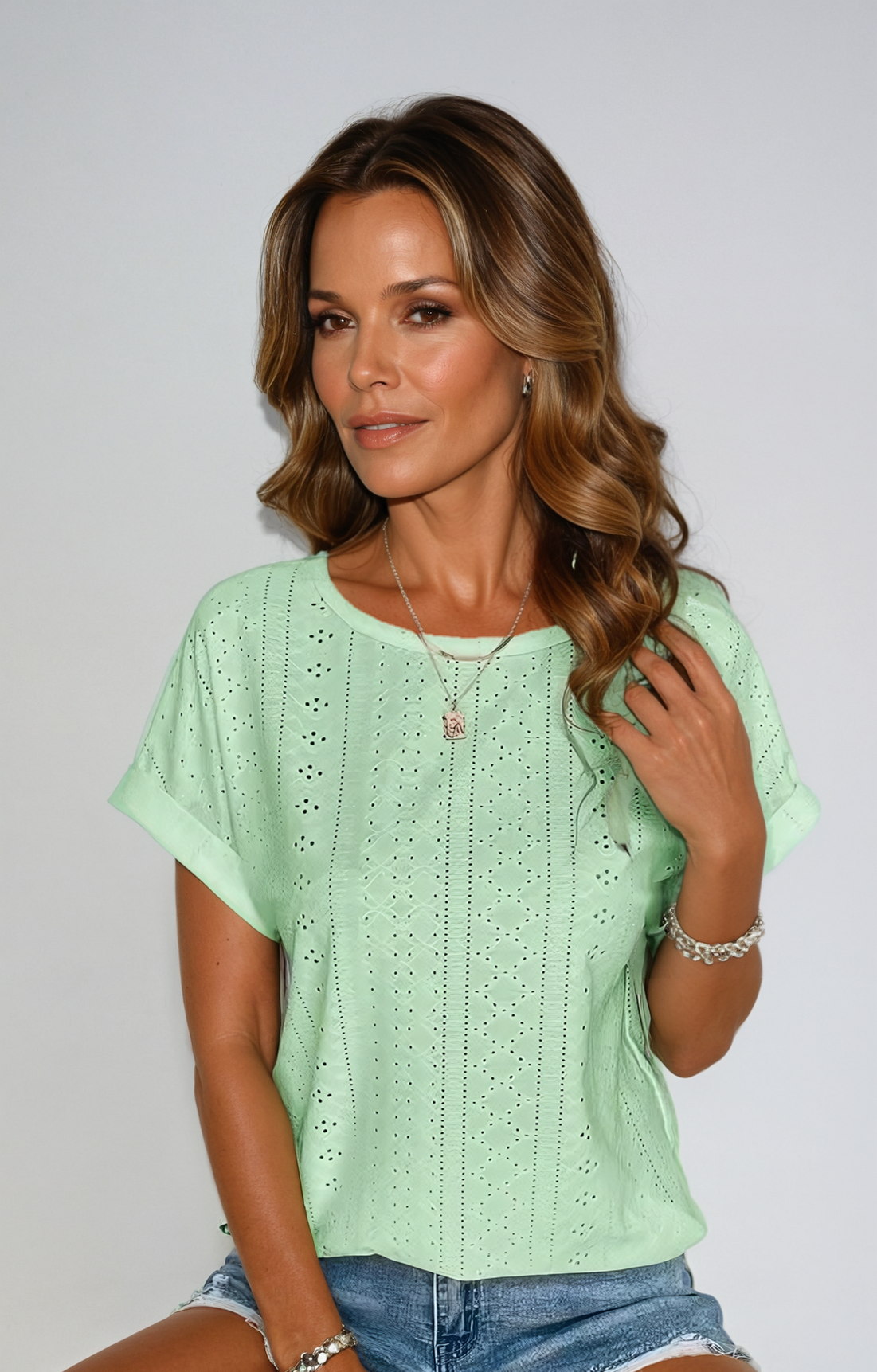 Riza™ - Blusa Casual con Ojales