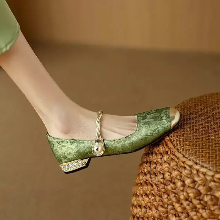 Zapatos Mary Janes de Cuero Mestelle