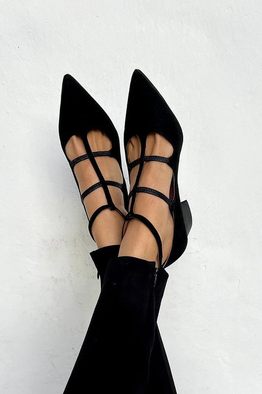AGUSTINA | ZAPATOS DE TACÓN NEGROS ELEGANTES CON PUNTA AFILADA Y CORREA
