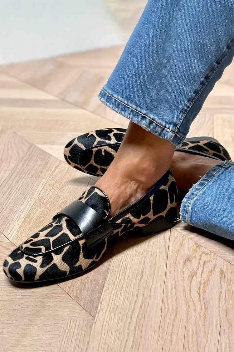 RENATA | LOAFERS EXCLUSIVOS CON TACÓN BAJO