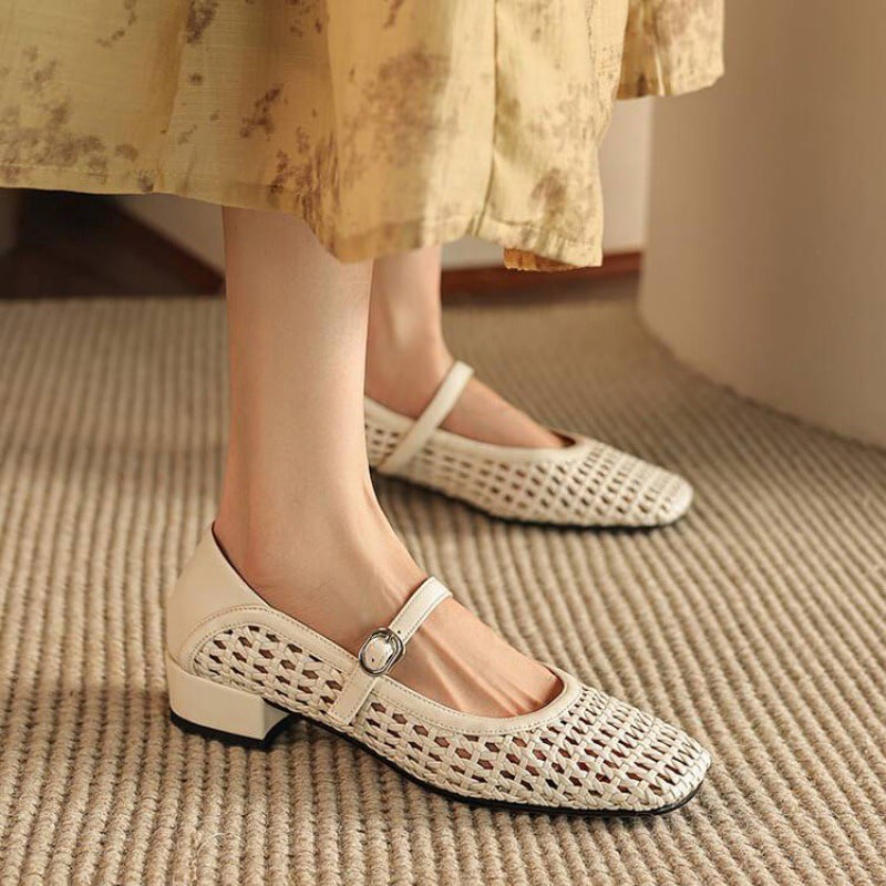 Zapatos de tacón con correas texturizadas Mara