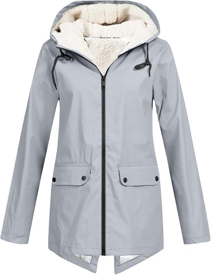 Chaqueta con capucha y cremallera de Zara™