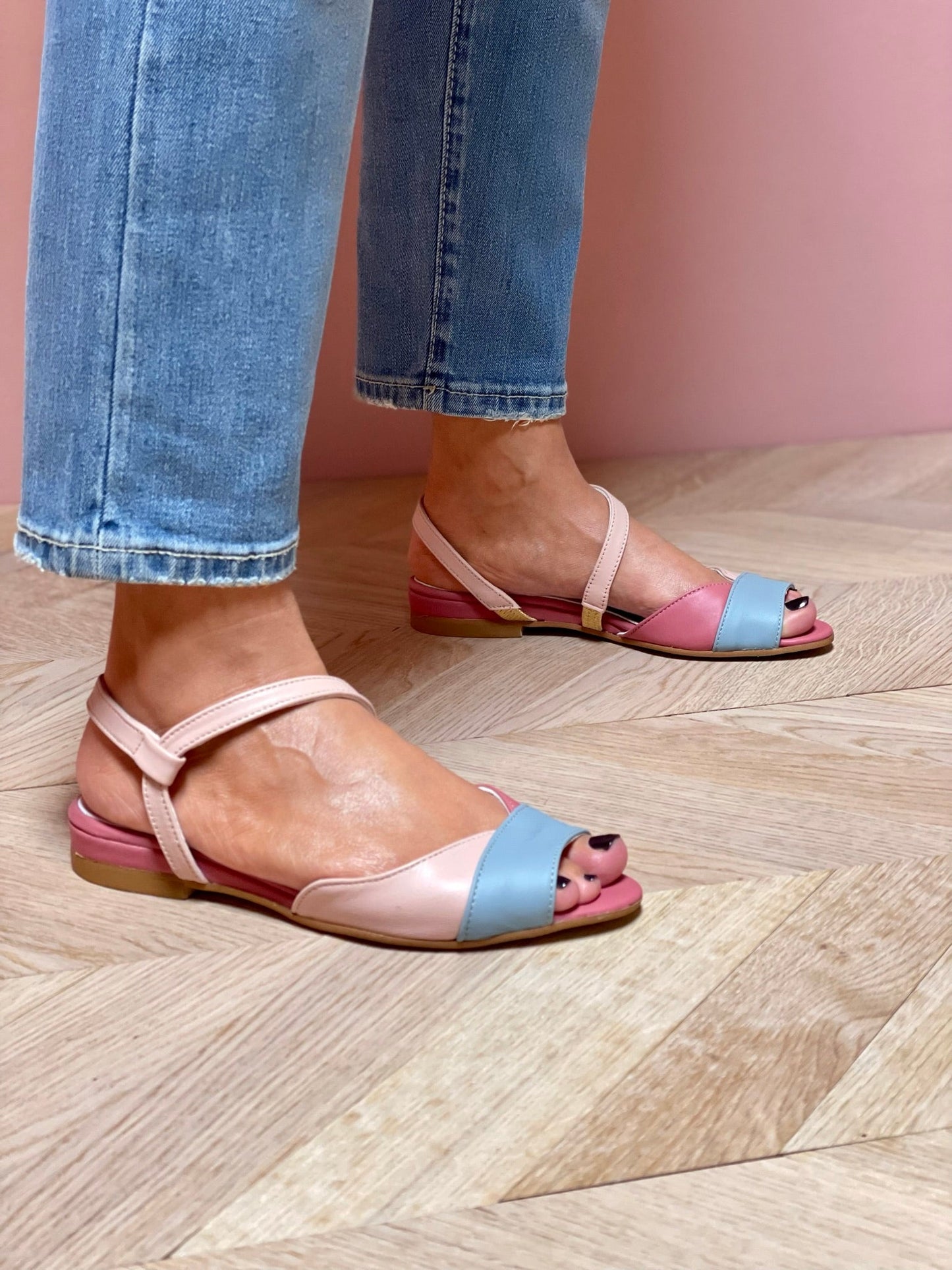 EMILIA | SANDALIAS STILINGI CON CONFIANZA EN TI MISMO