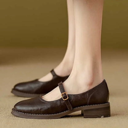 Mary Janes de tacón bajo Perla
