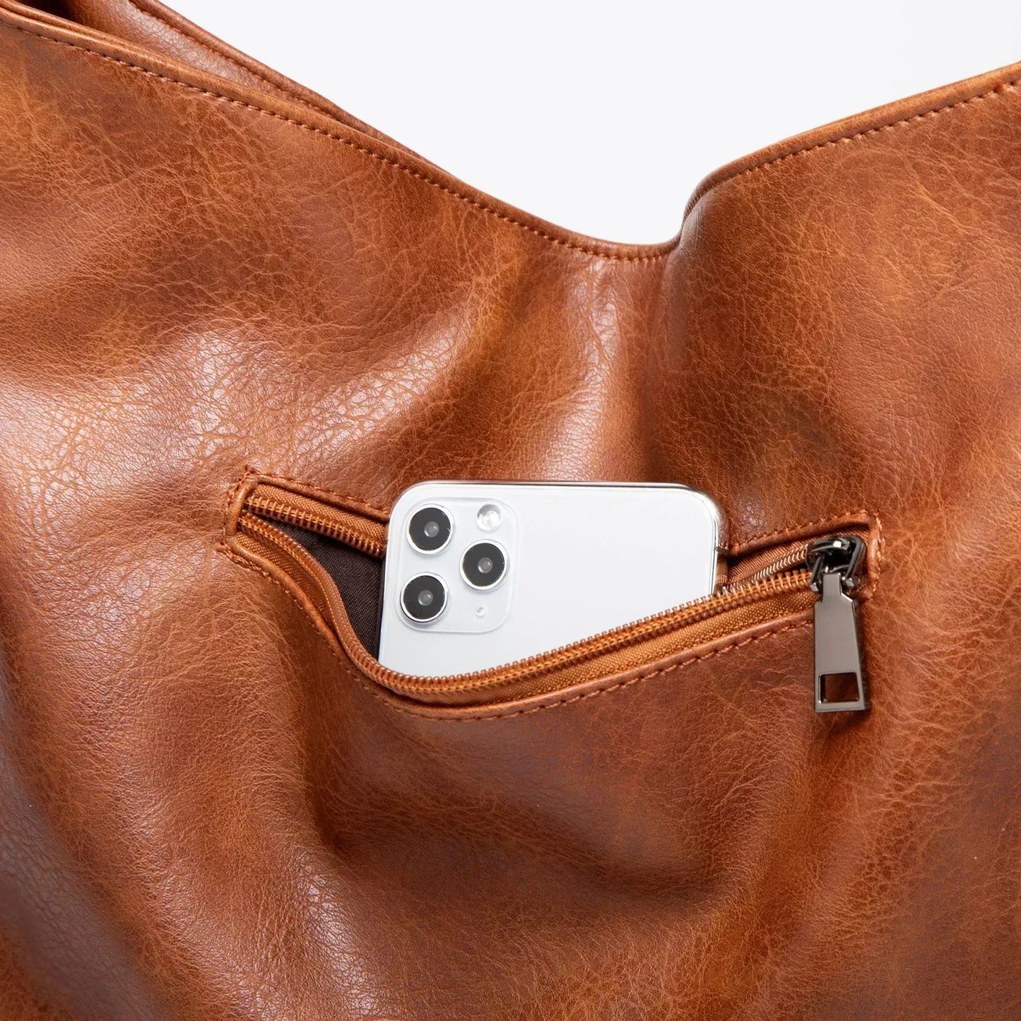 Salvia - Bolsa Casual de Cuero