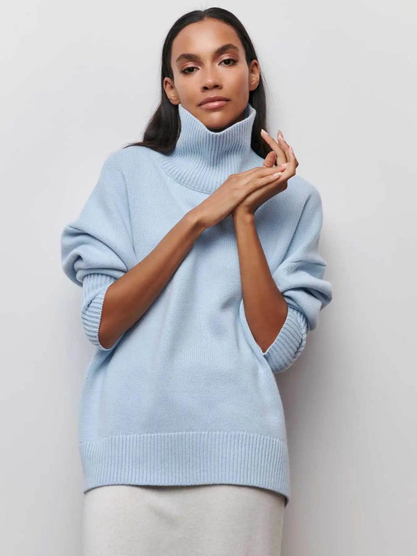 Eden - Suéter de punto con cuello alto oversized y elegante