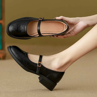 Mary Janes de tacón bajo Perla