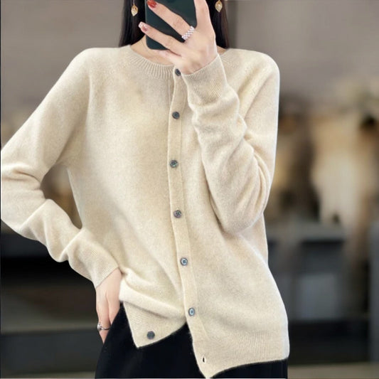 Rhea | Cárdigan ligero de merino para mujer | Clásico para el día a día