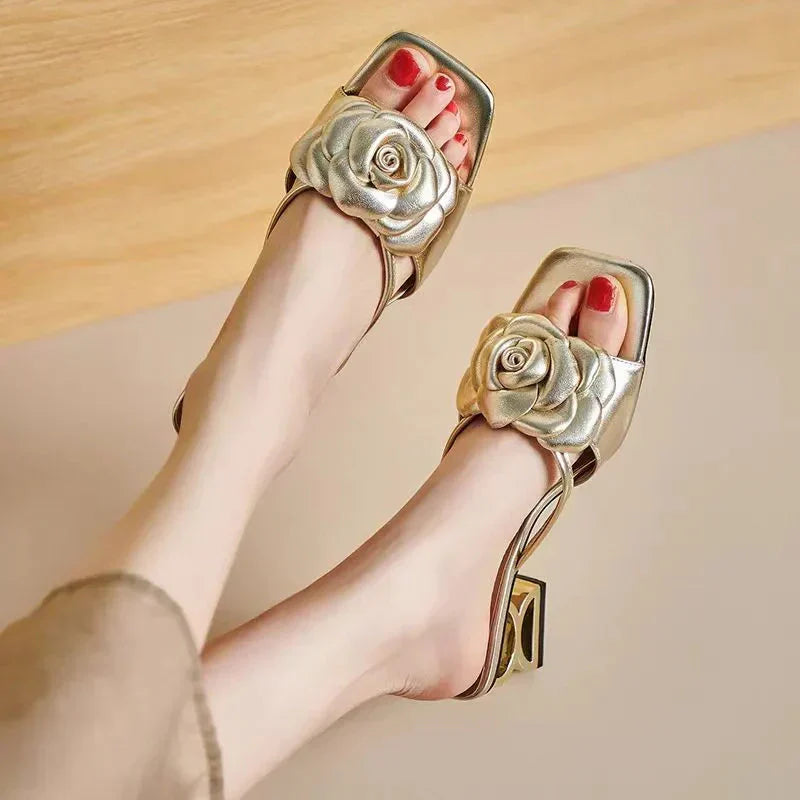 Sandalias Florales Dera™