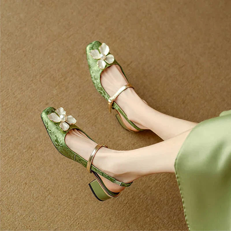 Zapatos de tacón tipo slingback de inspiración genuina