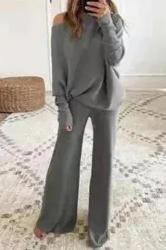 El conjunto de felpa y tejido Liora