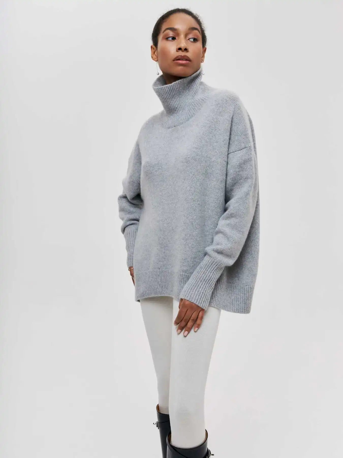 Eden - Suéter de punto con cuello alto oversized y elegante