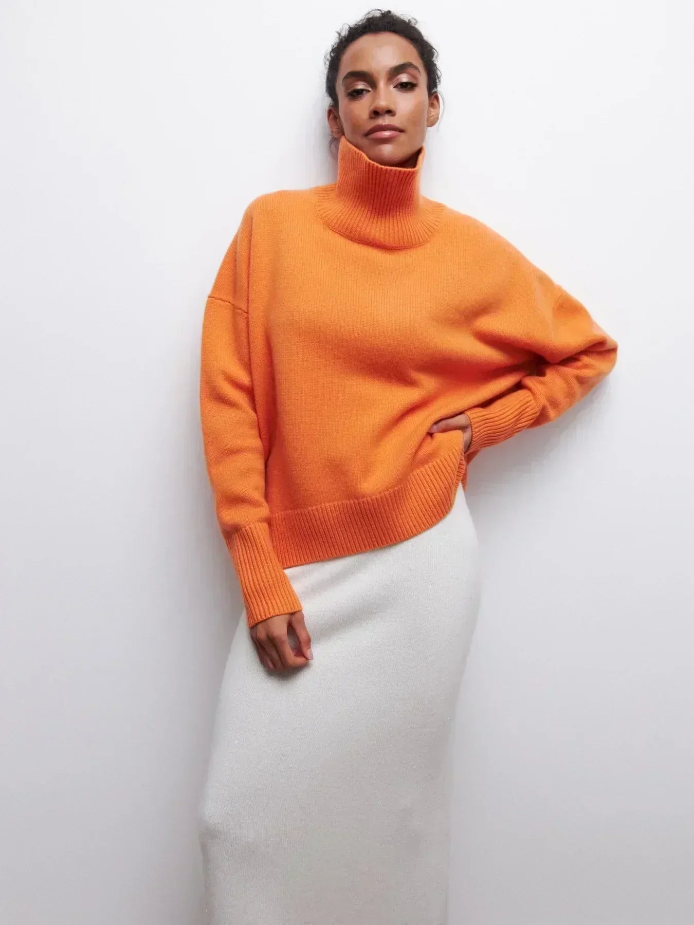 Eden - Suéter de punto con cuello alto oversized y elegante