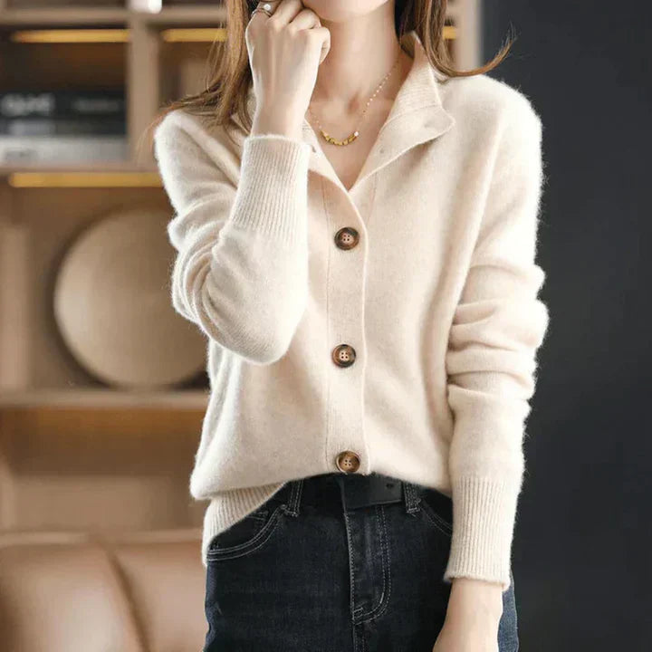Cardigan abotonado cómodo Aria