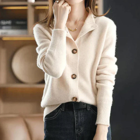 Cardigan abotonado cómodo Aria