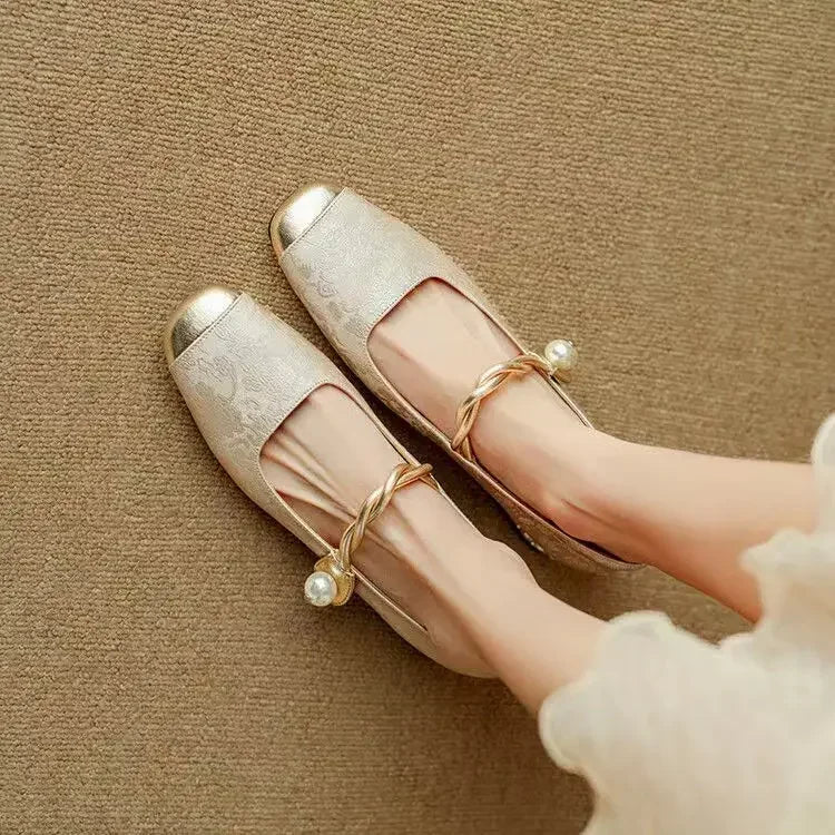 Zapatos Mary Janes de Cuero Mestelle