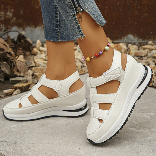 Sandalias deportivas con punta cerrada