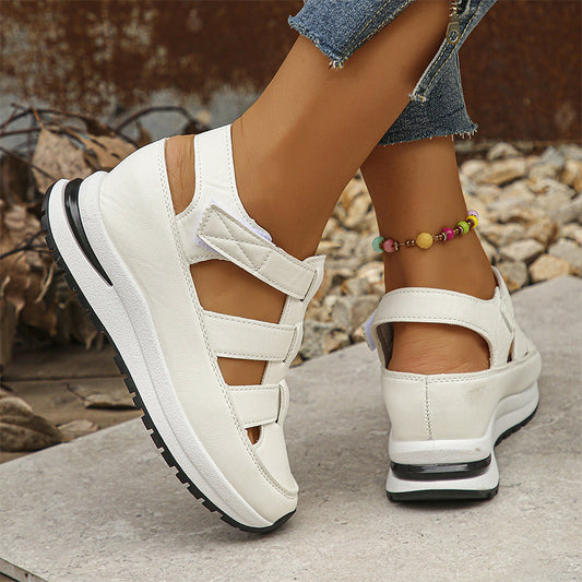 Sandalias deportivas con punta cerrada