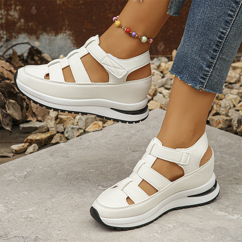 Sandalias deportivas con punta cerrada